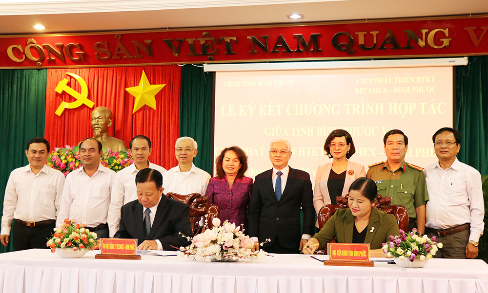 Lễ ký kết thỏa thuận hợp tác chiến lược của tỉnh Bình Phước và Becamex IDC