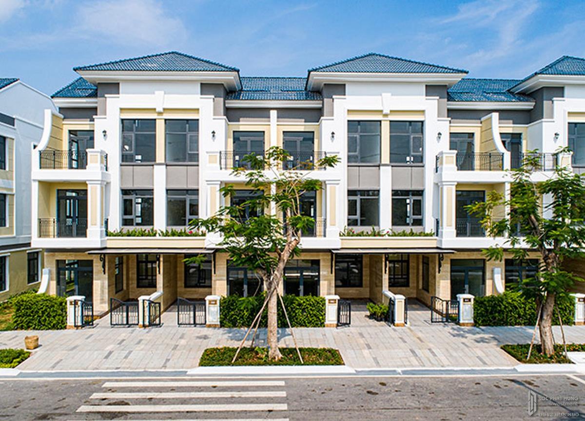 Bàn giao đợt 1 dự án căn hộ Verosa Park Khang Điền